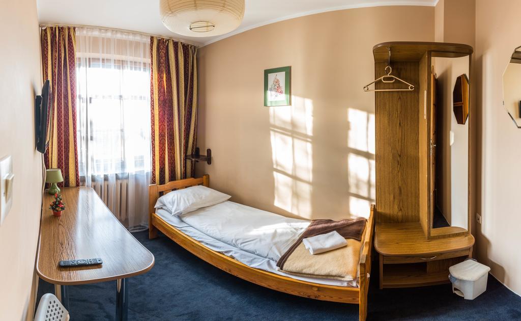 Hotel Astra บาร์โตซิเซ ห้อง รูปภาพ