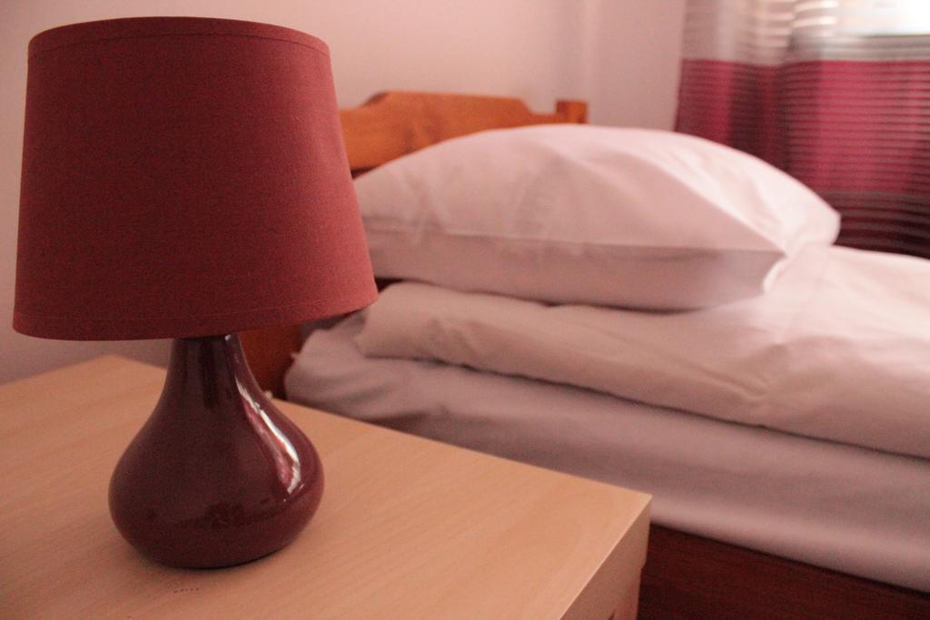 Hotel Astra บาร์โตซิเซ ห้อง รูปภาพ