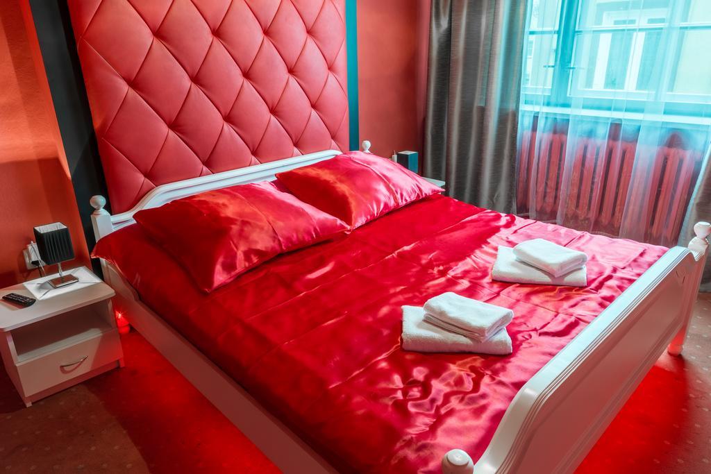 Hotel Astra บาร์โตซิเซ ภายนอก รูปภาพ